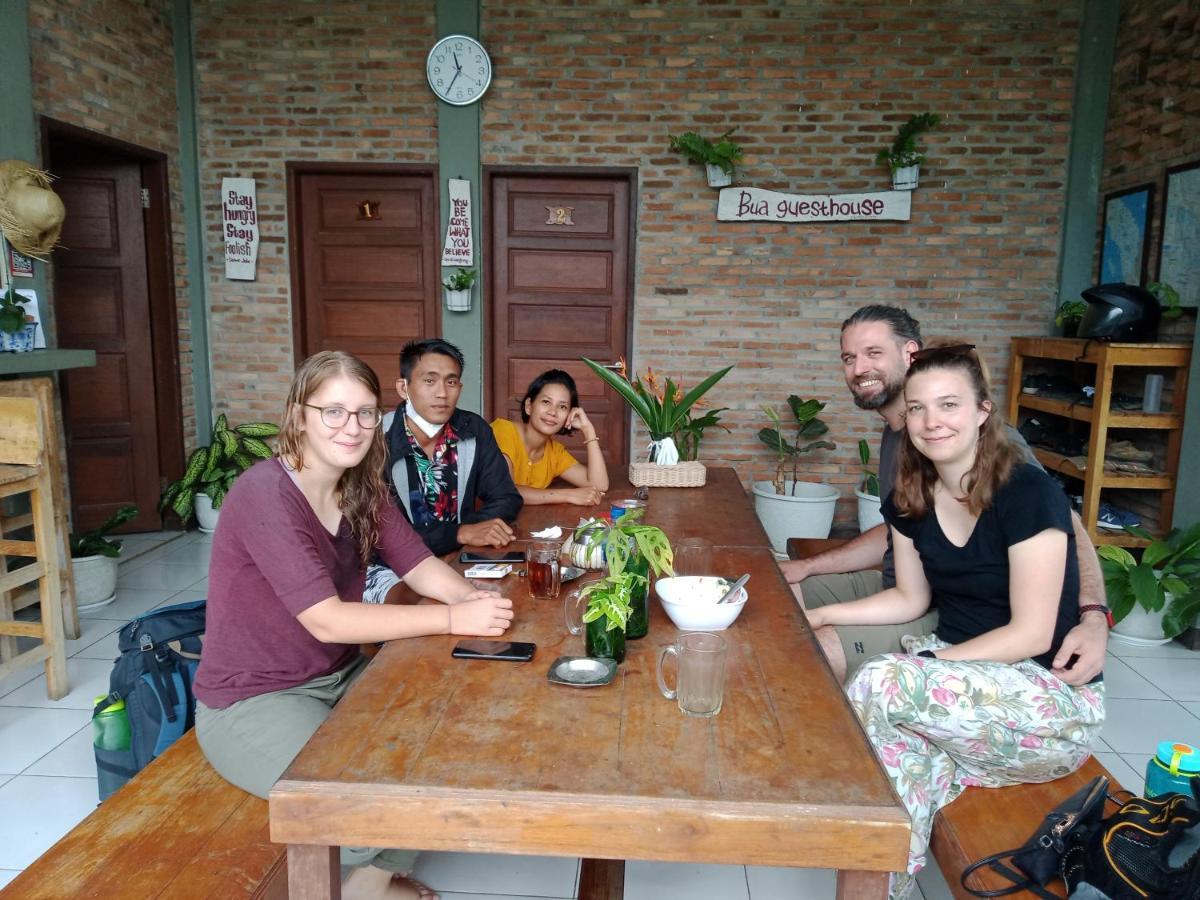 Bua Guest House Medan Exteriör bild