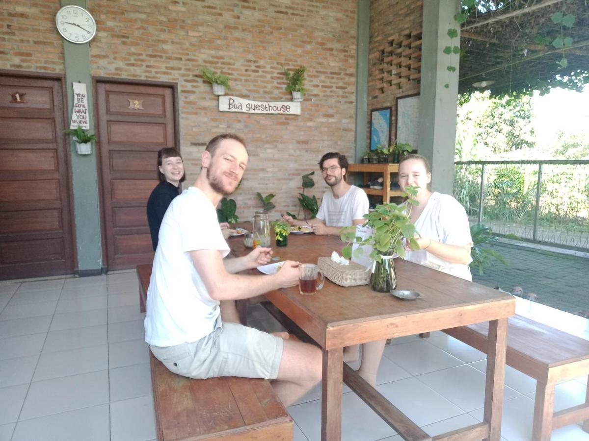 Bua Guest House Medan Exteriör bild