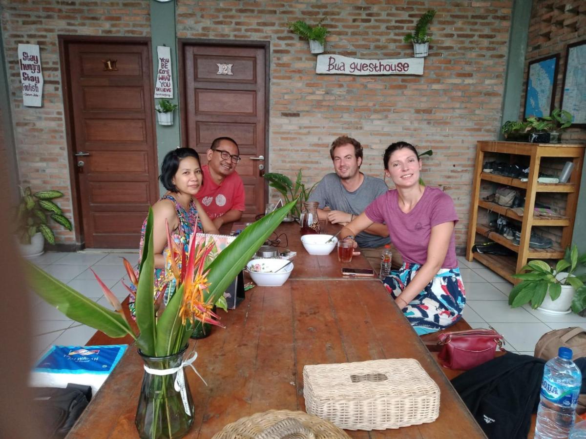 Bua Guest House Medan Exteriör bild
